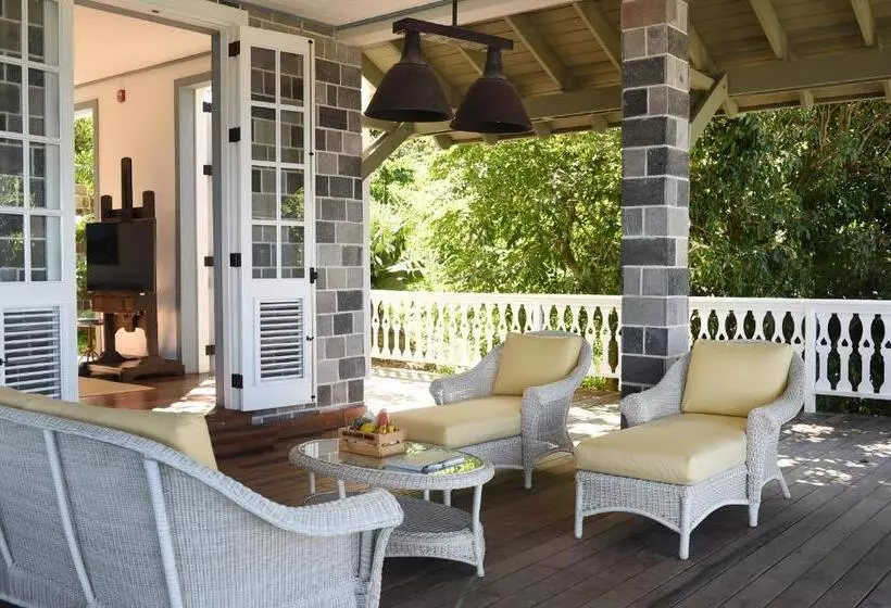 Villa 4 Makuuhuonetta, Belle Mont Sanctuary Resort   Kittitian Hill
