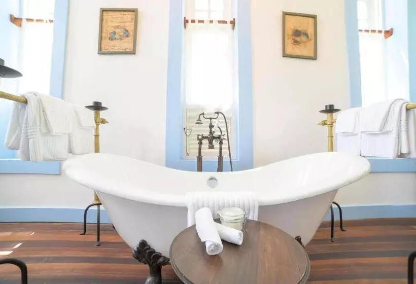 Superior-villa 1 Makuuhuone, Belle Mont Sanctuary Resort   Kittitian Hill