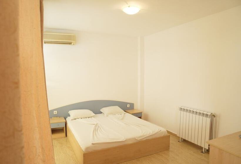 家族用アパートメント, Daisy Guest House