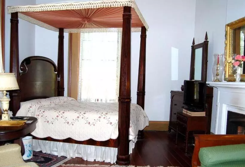 デラックスルーム, Glenfield Plantation Historic Antebellum Bed And Breakfast