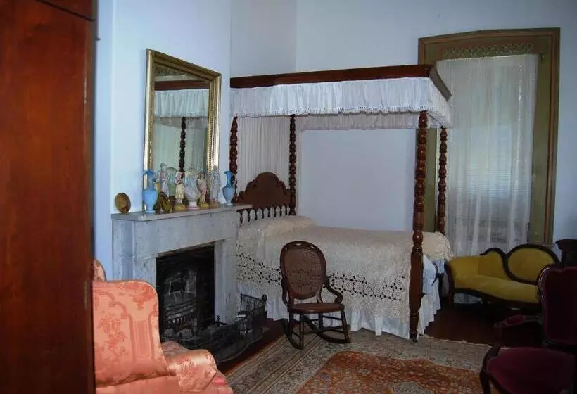 バス共有のスタンダードルーム, Glenfield Plantation Historic Antebellum Bed And Breakfast