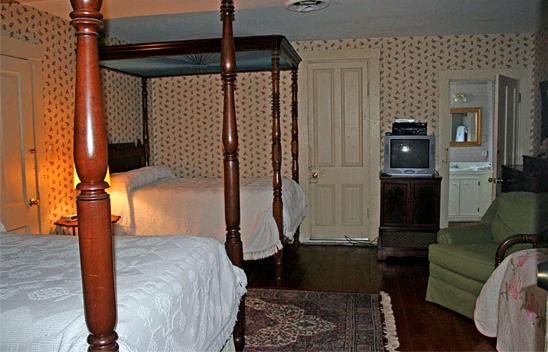 Номер Стандарт 2 Двуспальные Кровати, Glenfield Plantation Historic Antebellum Bed And Breakfast