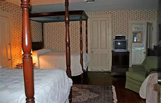 ２ダブルベッドのスタンダードルーム, Glenfield Plantation Historic Antebellum Bed And Breakfast
