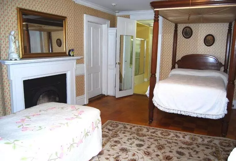 デラックスルーム, Glenfield Plantation Historic Antebellum Bed And Breakfast