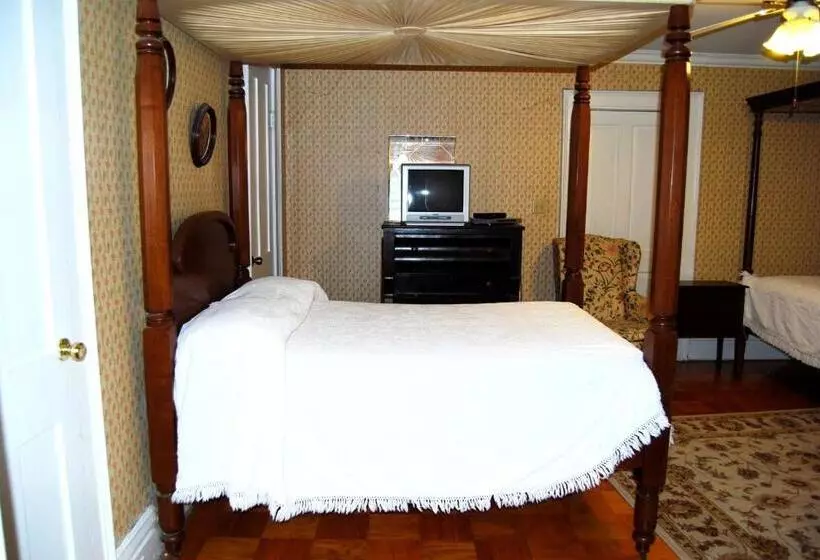 デラックスルーム, Glenfield Plantation Historic Antebellum Bed And Breakfast