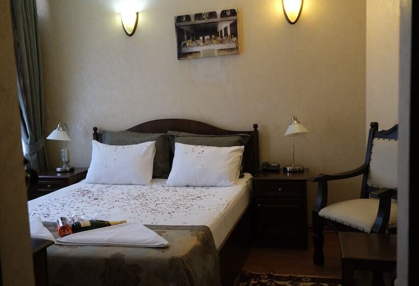 اتاق اکونومی, Villa Sofia