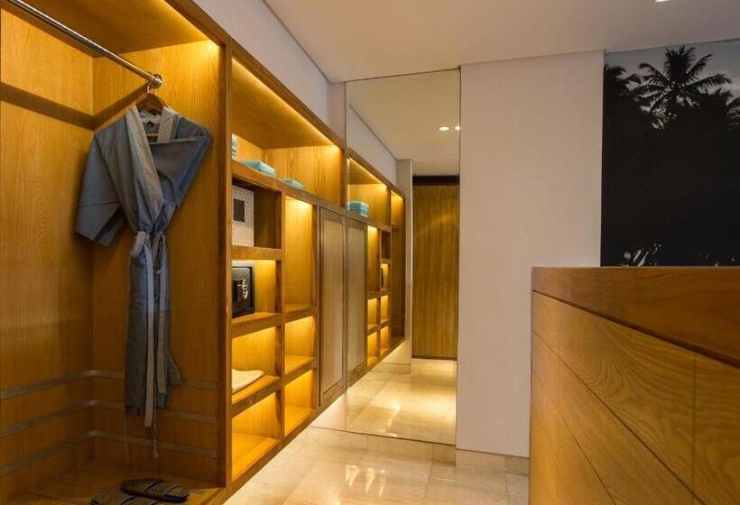 جناح جونيور, Amnaya Resort Kuta