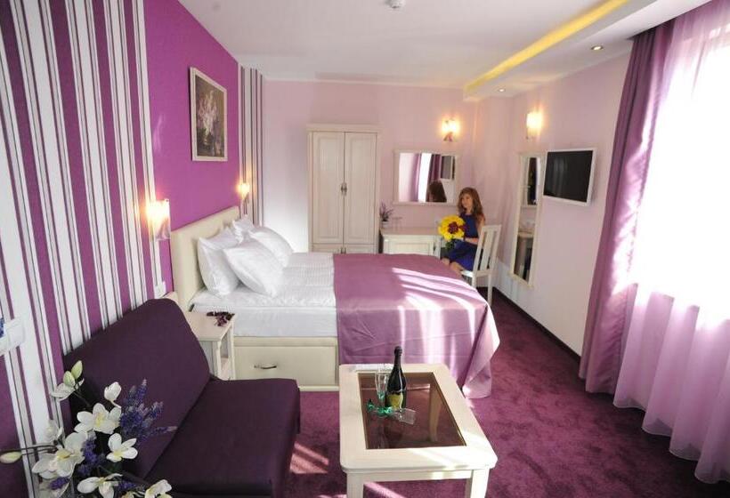 バルコニー付きデラックスルーム, Adria