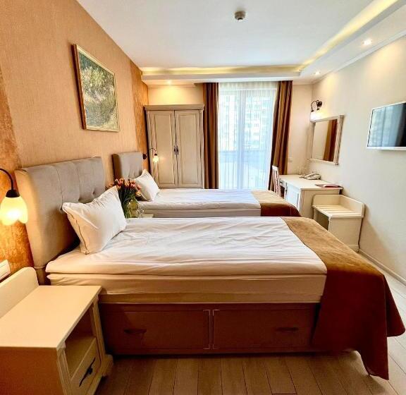 スタンダードルーム, Adria