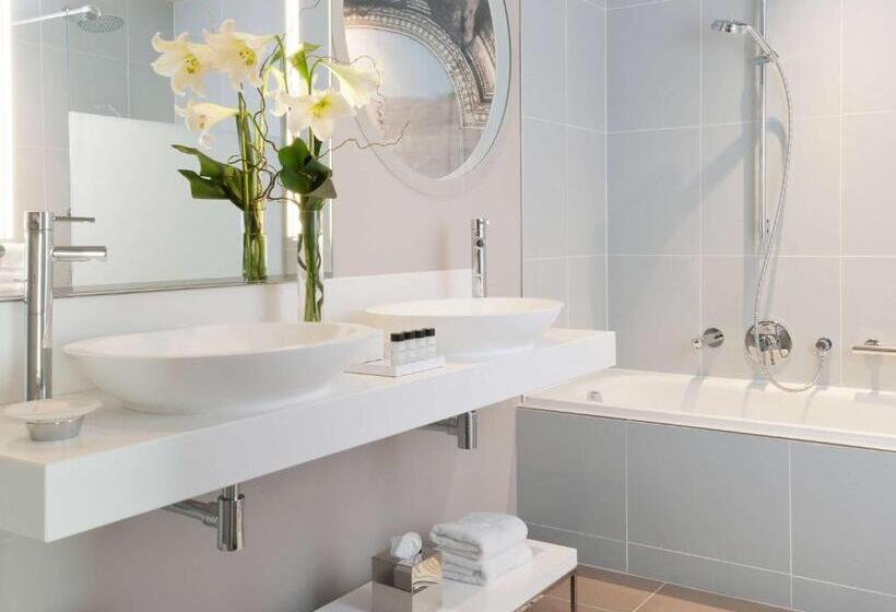 Номер Deluxe Кровать Кинг, Cures Marines Hotel & Spa Trouville   Mgallery Collection
