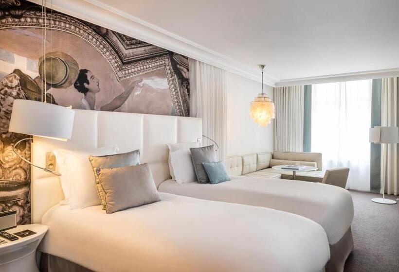 クイーンベッドのスーペリアルーム, Cures Marines Hotel & Spa Trouville   Mgallery Collection