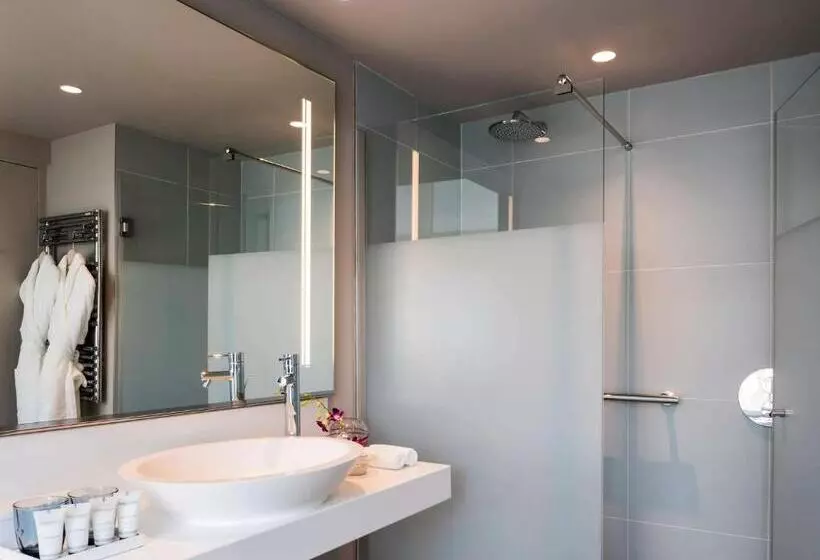 اتاق لوکس با تخت دو نفره بزرگ, Cures Marines Hotel & Spa Trouville   Mgallery Collection