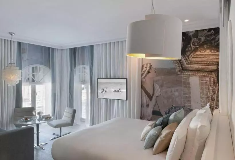 اتاق لوکس با تخت دو نفره بزرگ, Cures Marines Hotel & Spa Trouville   Mgallery Collection