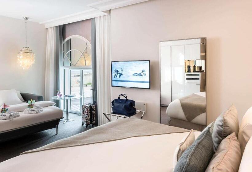 クイーンベッドのデラックスルーム, Cures Marines Hotel & Spa Trouville   Mgallery Collection