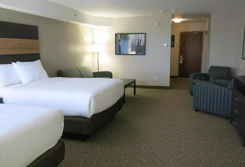 デラックススイート, Days Inn & Suites By Wyndham Lindsay
