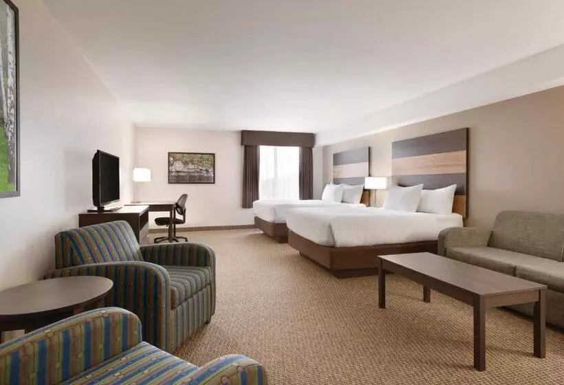 デラックススイート, Days Inn & Suites By Wyndham Lindsay