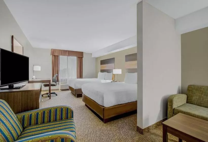 デラックススイート, Days Inn & Suites By Wyndham Lindsay