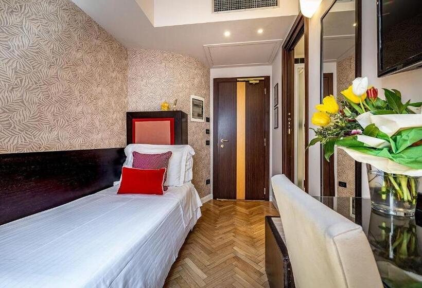 اتاق استاندارد یک تخته با چشم‌انداز, Duomo Firenze