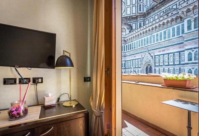 اتاق استاندارد یک تخته با چشم‌انداز, Duomo Firenze
