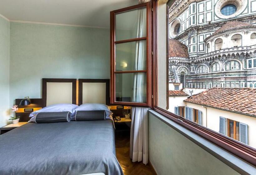 اتاق استاندارد با چشم‌انداز, Duomo Firenze
