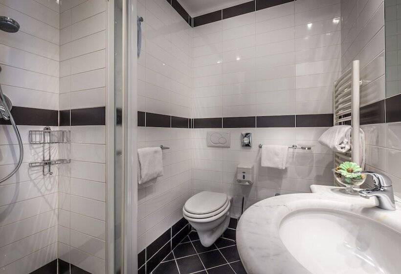 اتاق کلاسیک یک تخته, Duomo Firenze