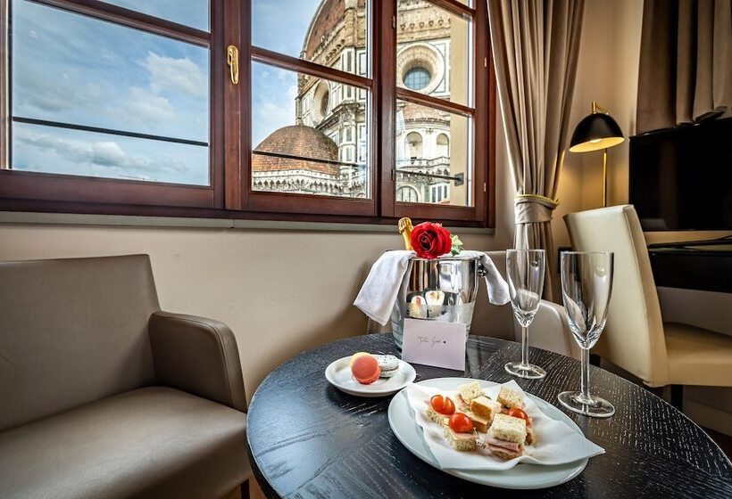 اتاق استاندارد با چشم‌انداز, Duomo Firenze