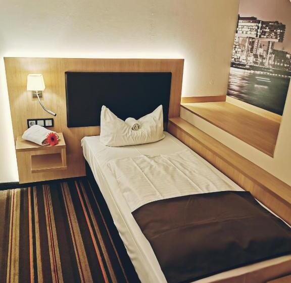 스탠다드 싱글 룸, Fortune