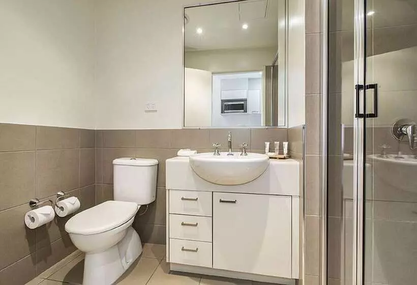 スタンダードスタジオ, Gladstone Downtown Central Apartment Hotel Official