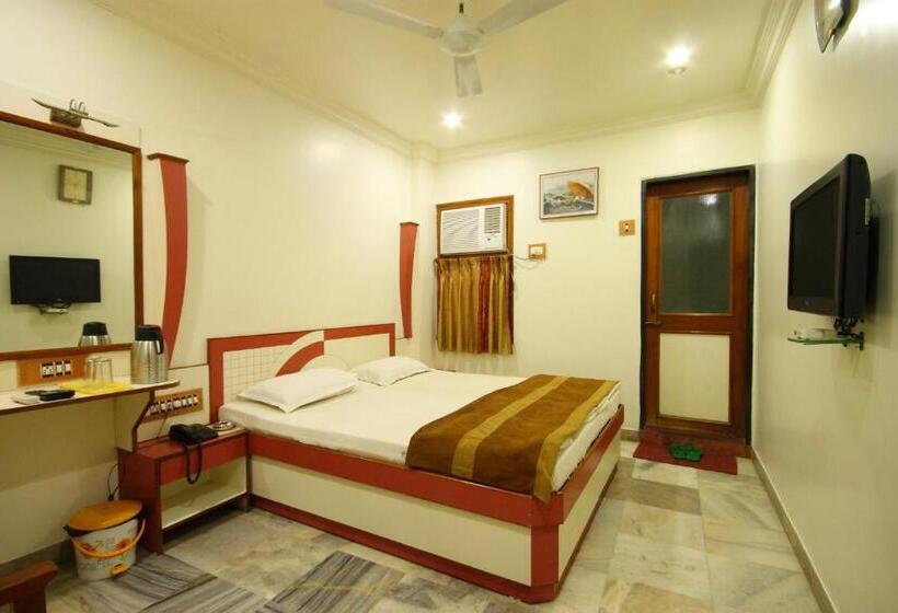 חדר סטנדרט, Good Night