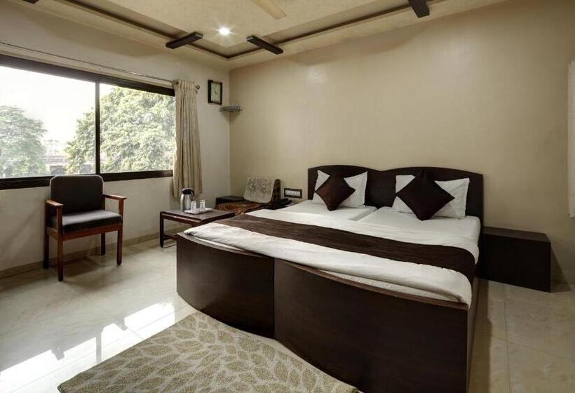 חדר דלוקס, Good Night