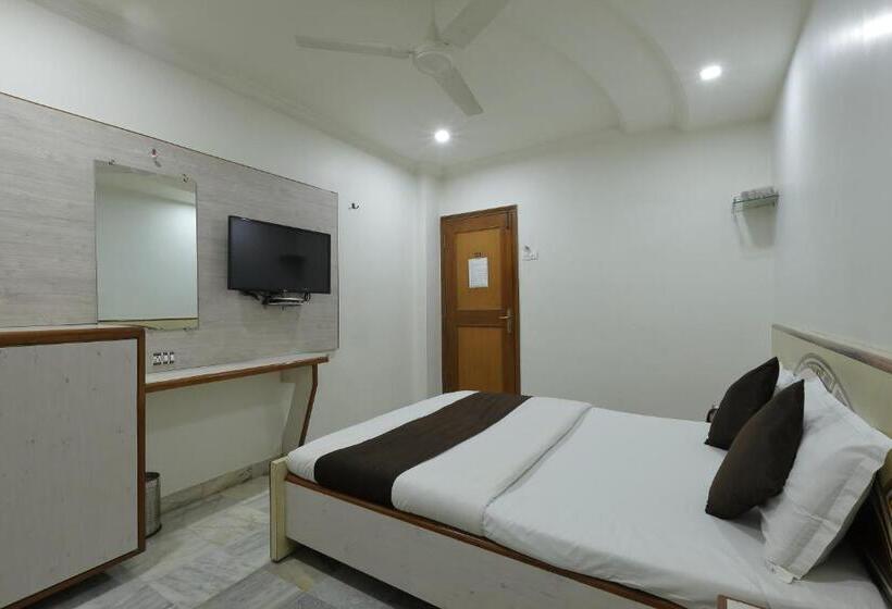 חדר אקונומי, Good Night