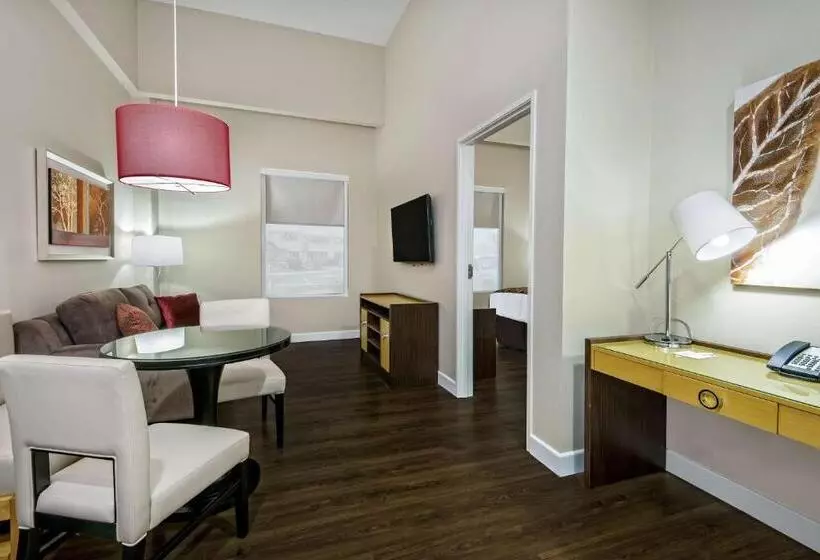キングサイズベッドのスタンダードルーム, Hawthorn Extended Stay By Wyndham Mcallen