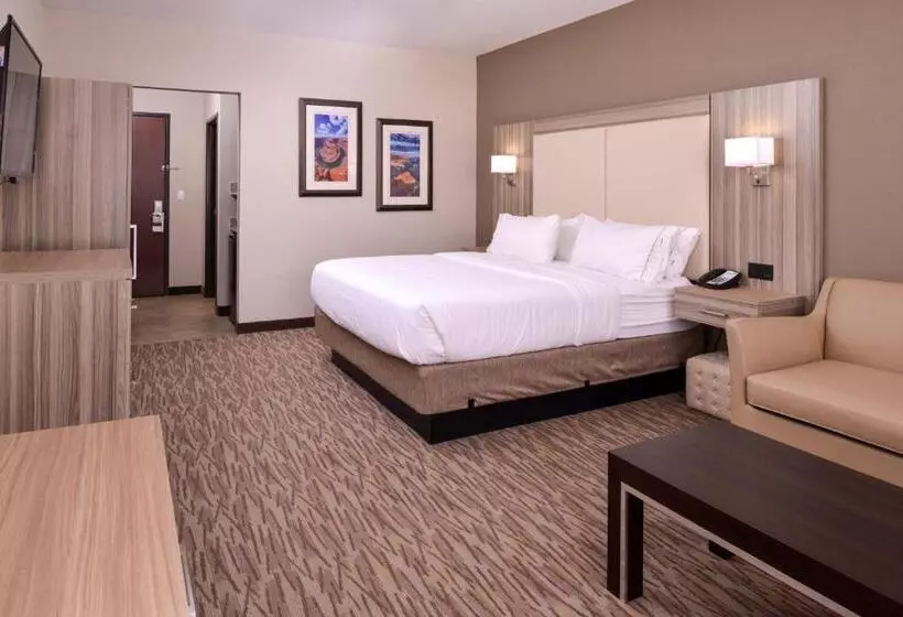 Sviitti King-vuode, Holiday Inn Express & Suites Williams, An Ihg