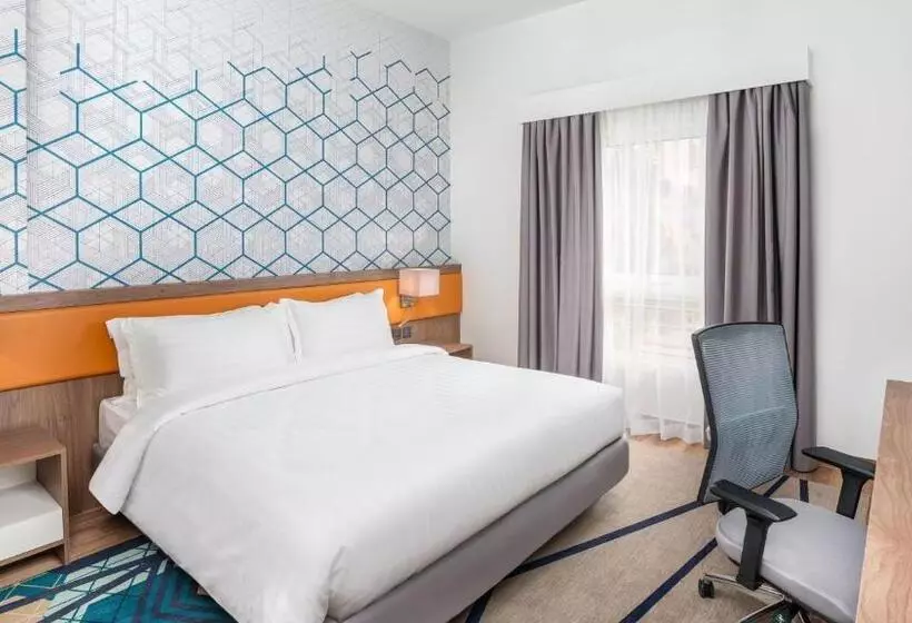 سوئیت برای معلولان, Holiday Inn Tabuk, An Ihg