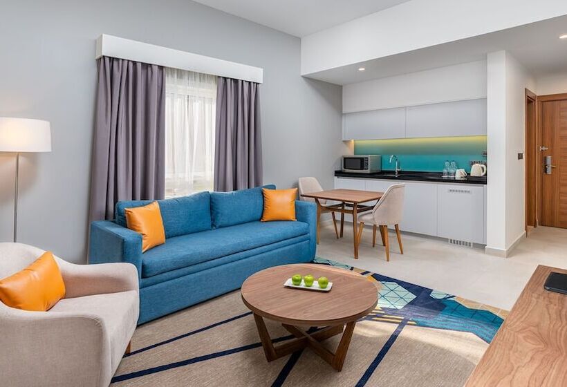 سوئیت برای معلولان, Holiday Inn Tabuk, An Ihg