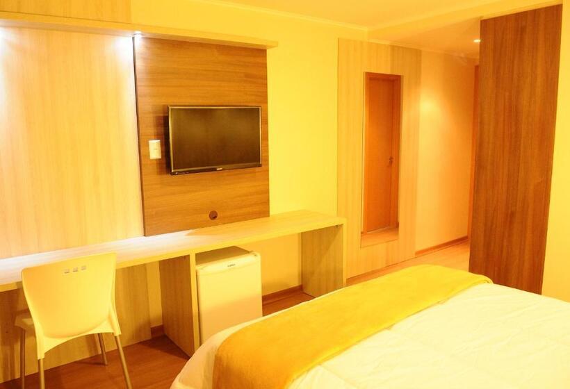 חדר דלוקס, Imigrantes