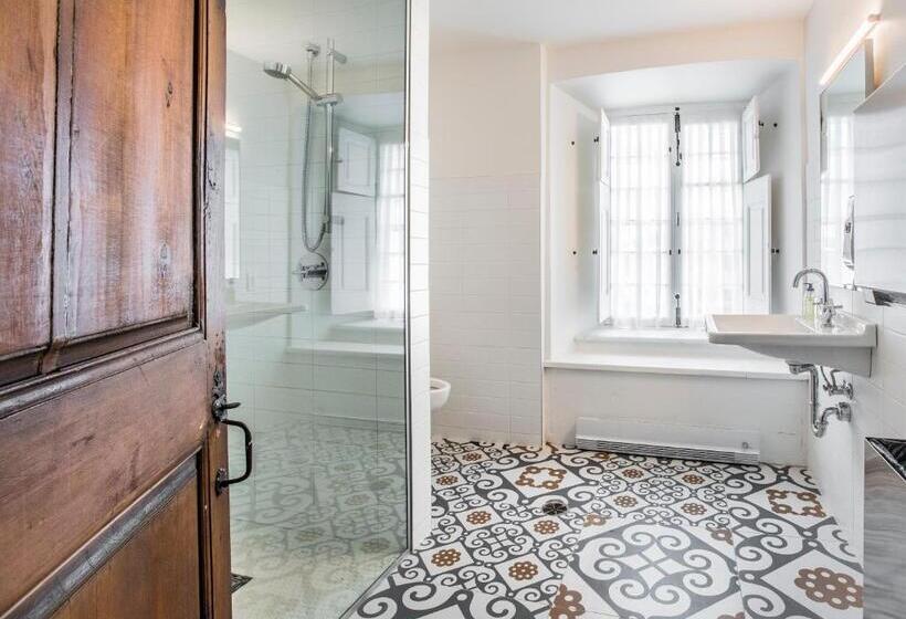 اتاق استاندارد یک تخته با سرویس بهداشتی مشترک, Monastere Des Augustines