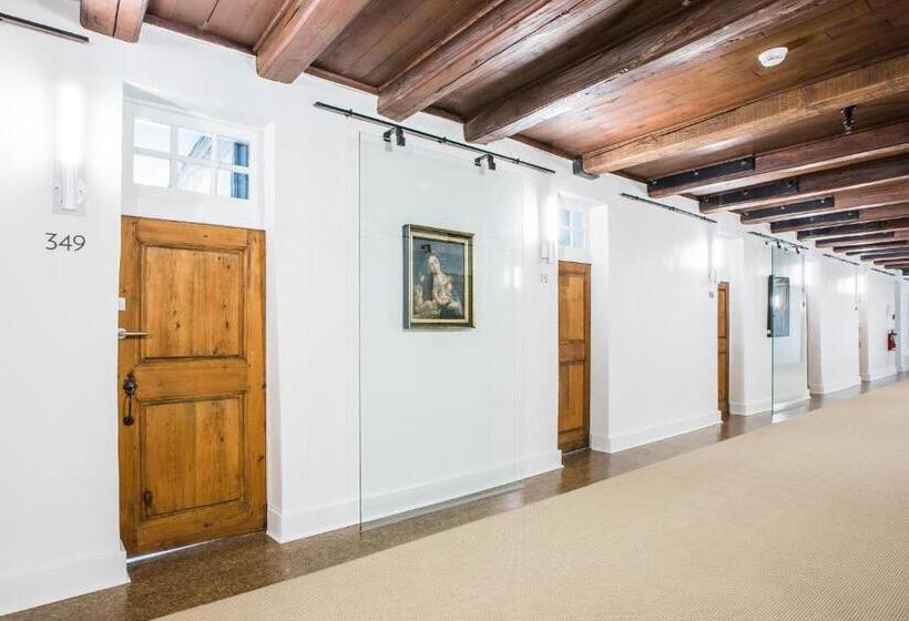 اتاق استاندارد یک تخته با سرویس بهداشتی مشترک, Monastere Des Augustines