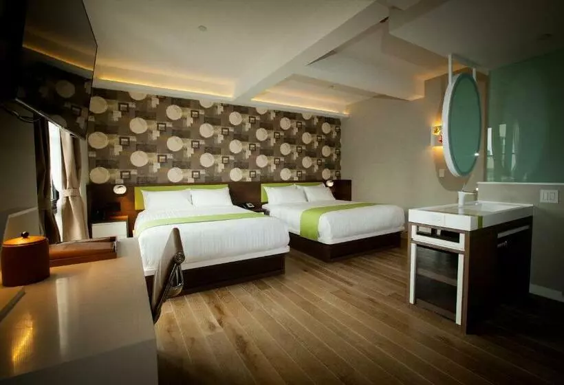 Standard-huone, Nobleden