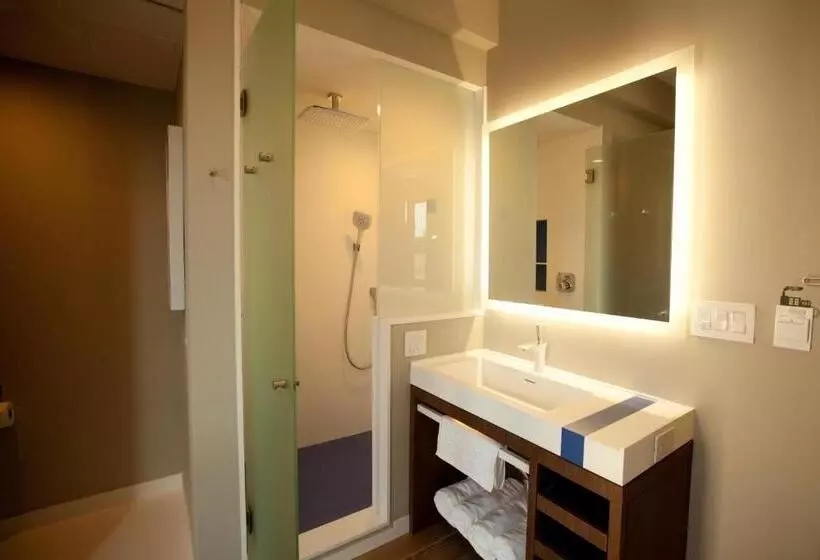 Standard-huone Parveke, Nobleden