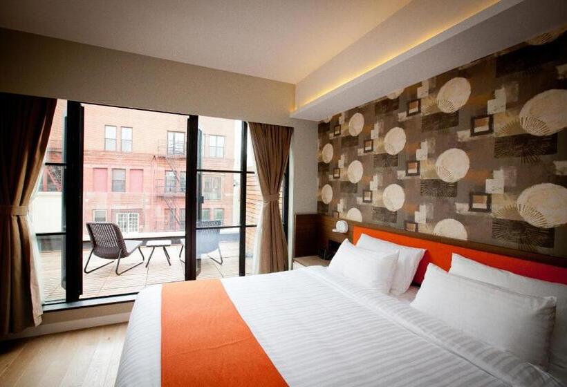 펜트하우스 룸, Nobleden