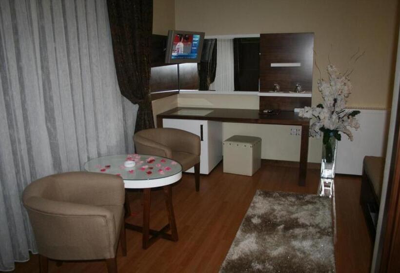 Standard-huone Puutarhanäkymä, Nysa