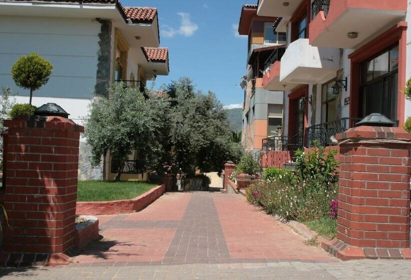 Standard-huone Puutarhanäkymä, Nysa