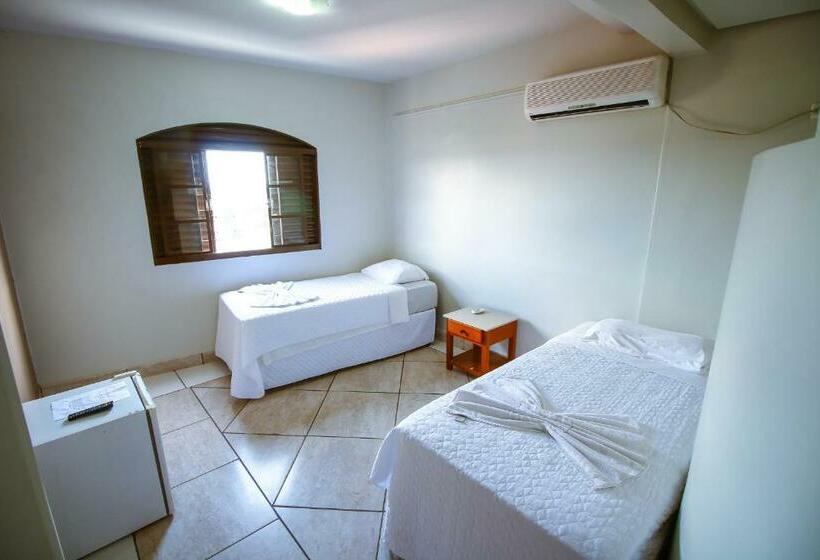 4인용 스탠다드 룸, Piloes Palace