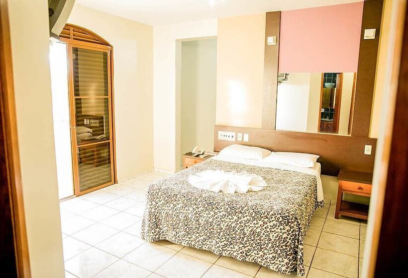 스탠다드 트리플 룸, Piloes Palace