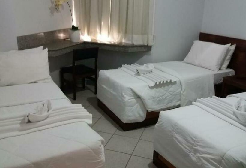 غرفة عائلية, Real