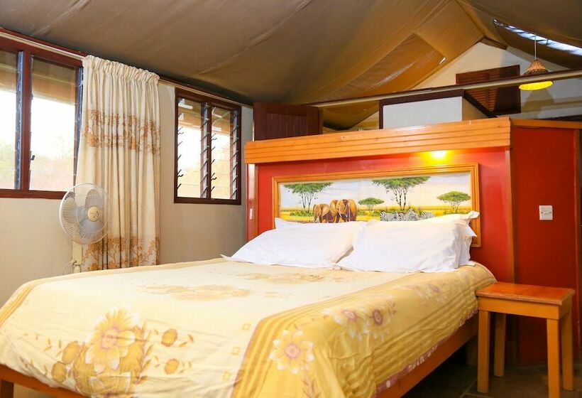 اتاق استاندارد یک نفره, Sentrim Amboseli Lodge