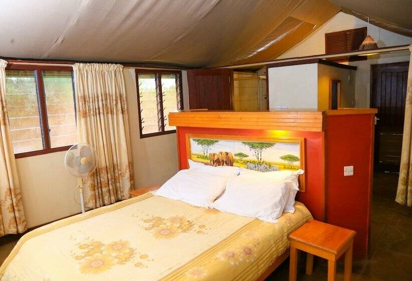 اتاق استاندارد یک نفره, Sentrim Amboseli Lodge