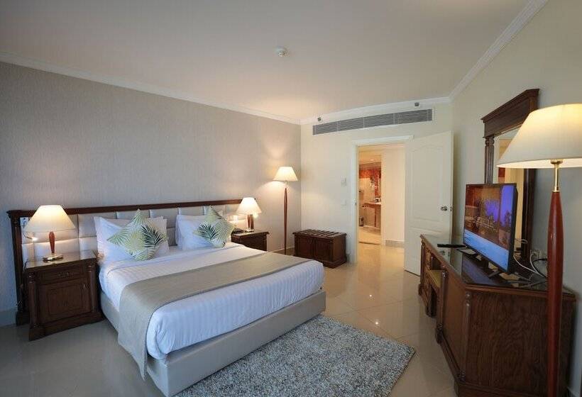 سوئیت پریمیوم, Sunrise Alex Avenue