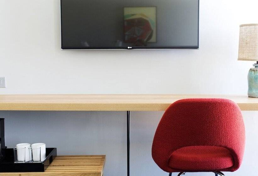 חדר דלוקס, The Durham